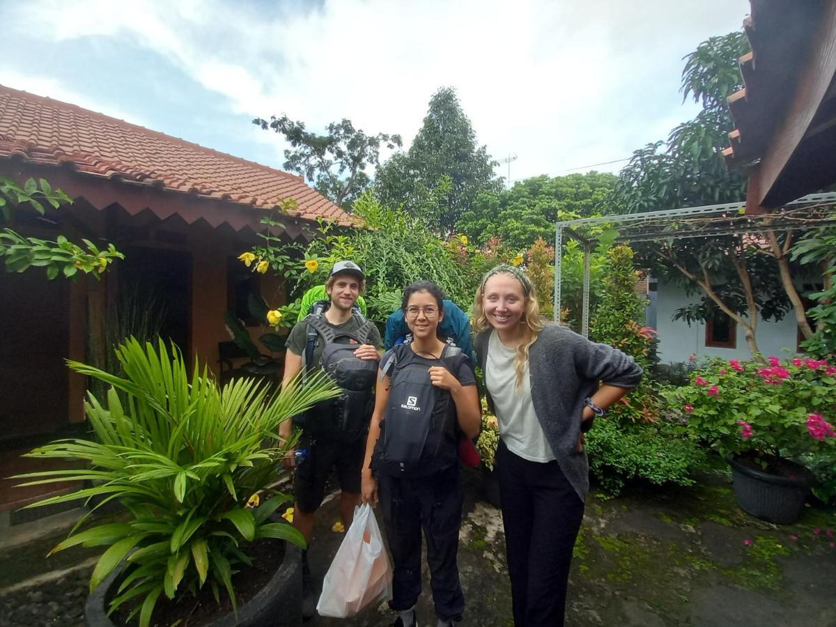 Juda Homestay Banyuwangi  Luaran gambar